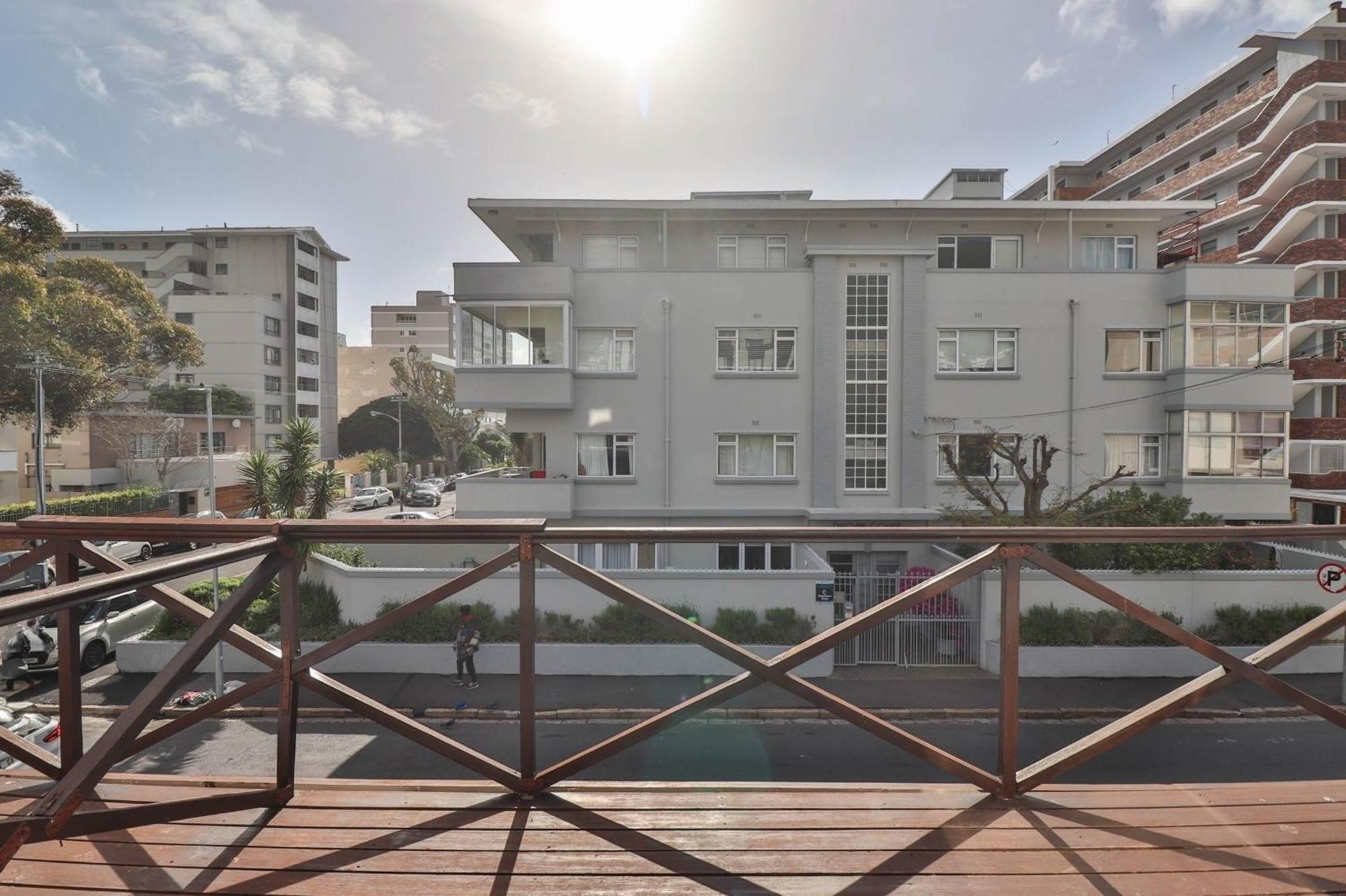 Spring Tide Inn By Ctha Cape Town Ngoại thất bức ảnh