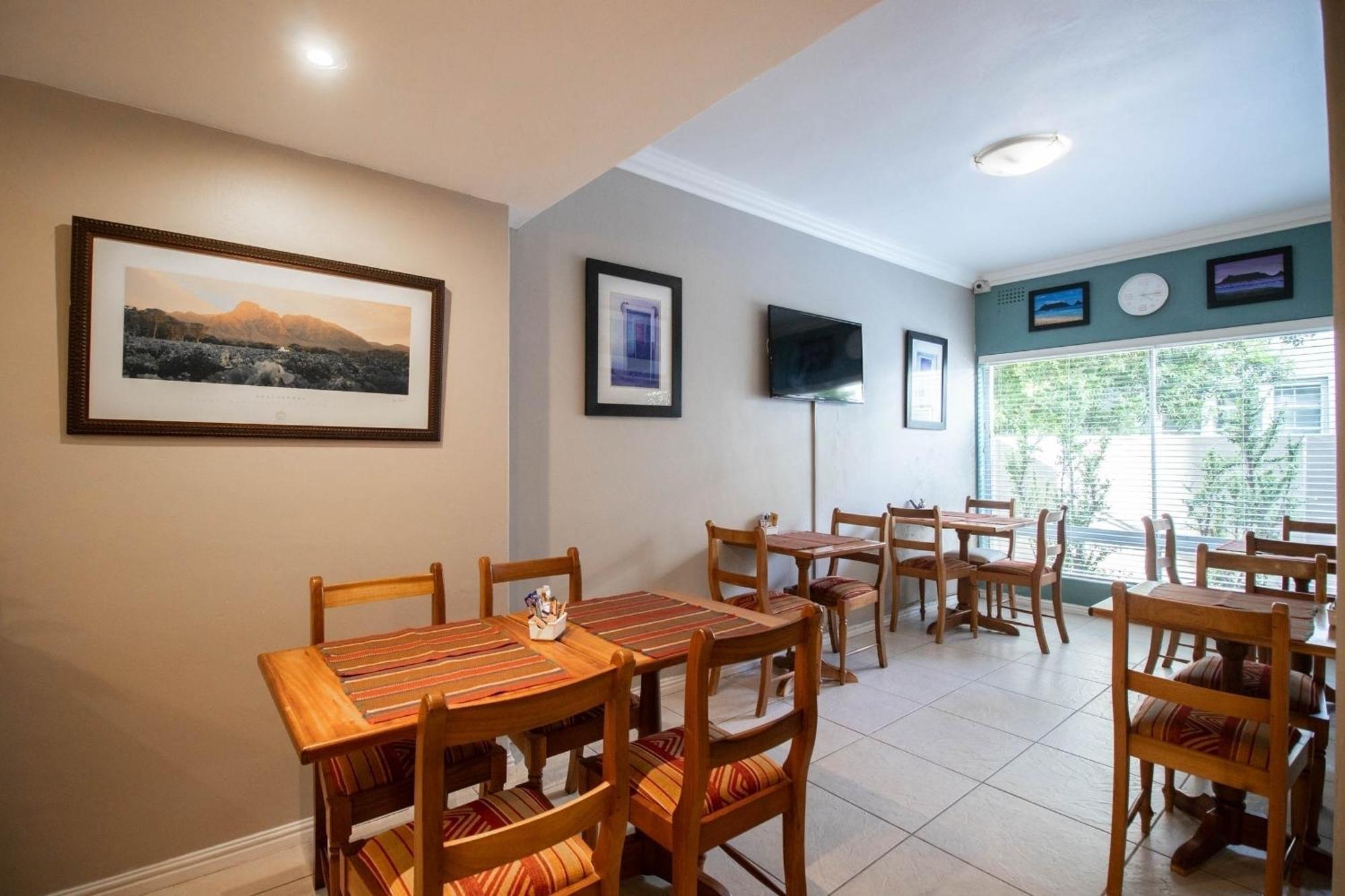 Spring Tide Inn By Ctha Cape Town Ngoại thất bức ảnh
