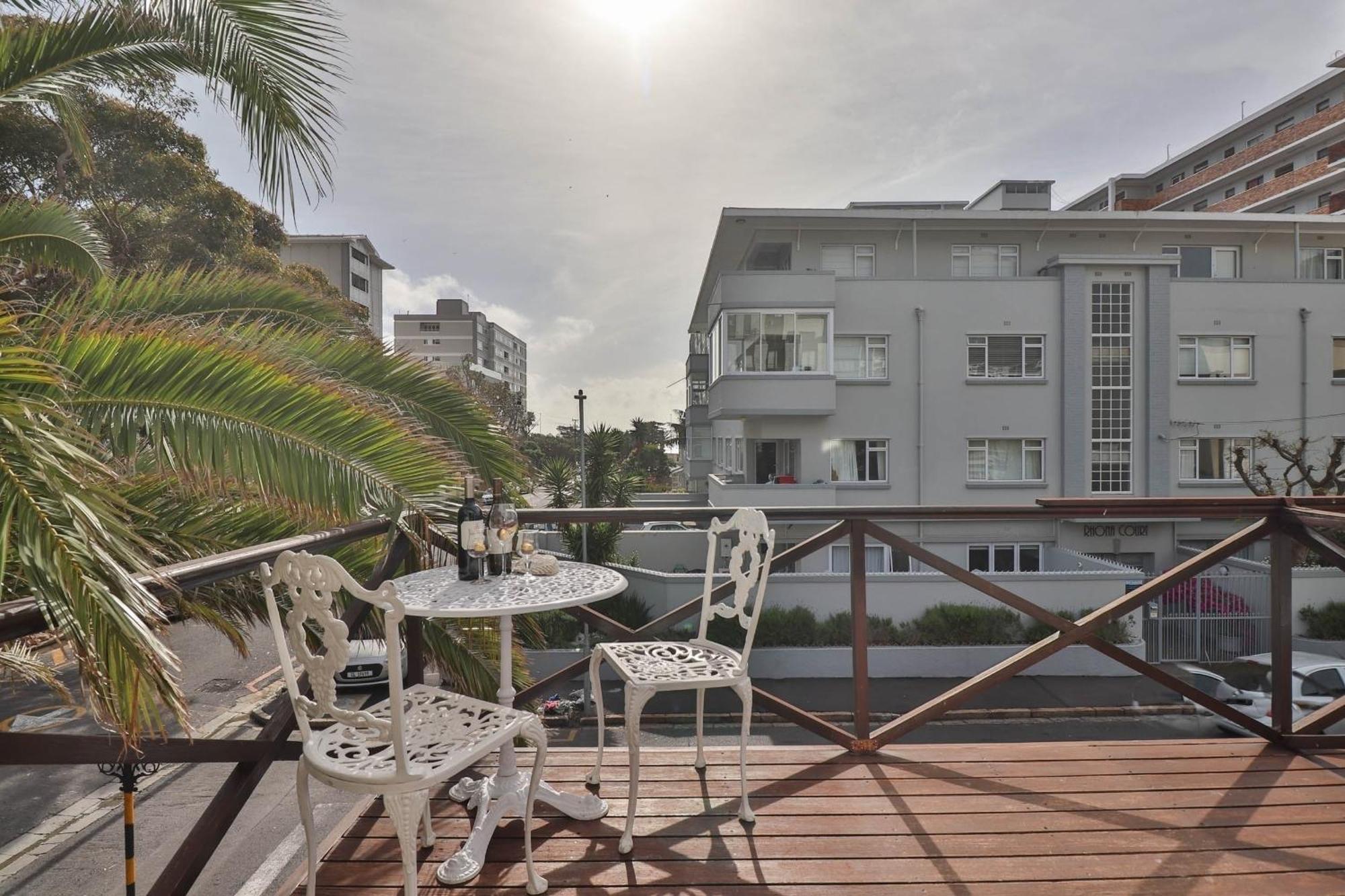 Spring Tide Inn By Ctha Cape Town Ngoại thất bức ảnh