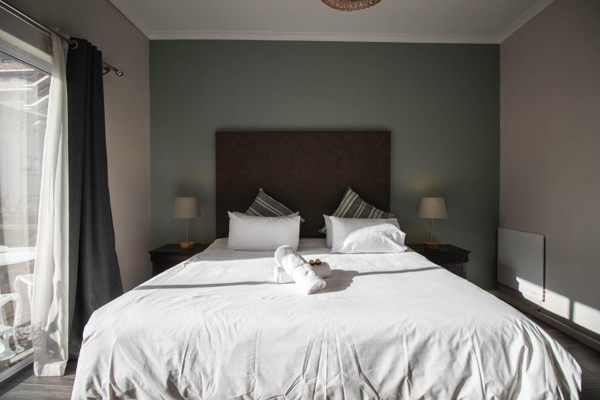 Spring Tide Inn By Ctha Cape Town Ngoại thất bức ảnh
