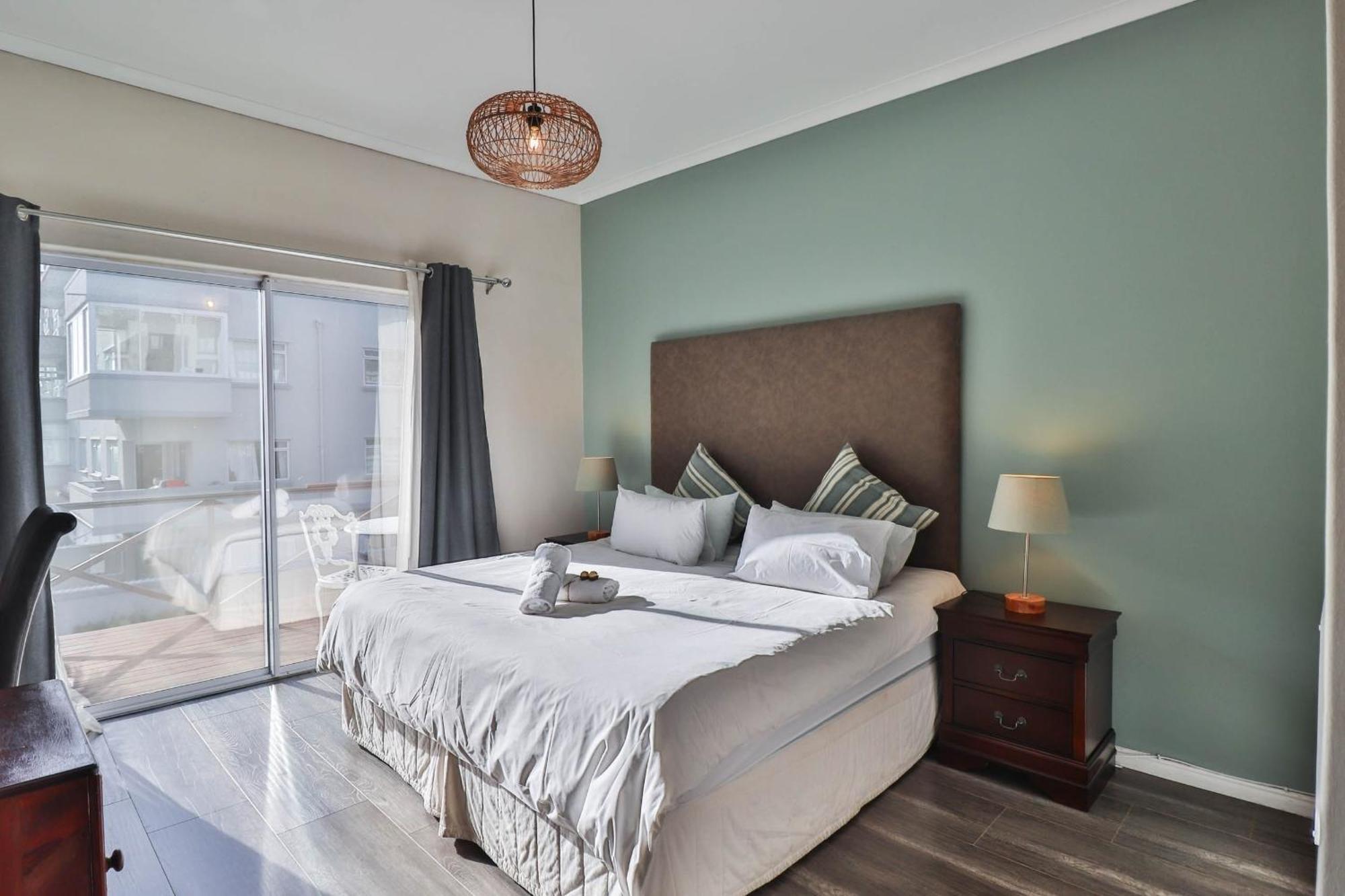 Spring Tide Inn By Ctha Cape Town Ngoại thất bức ảnh