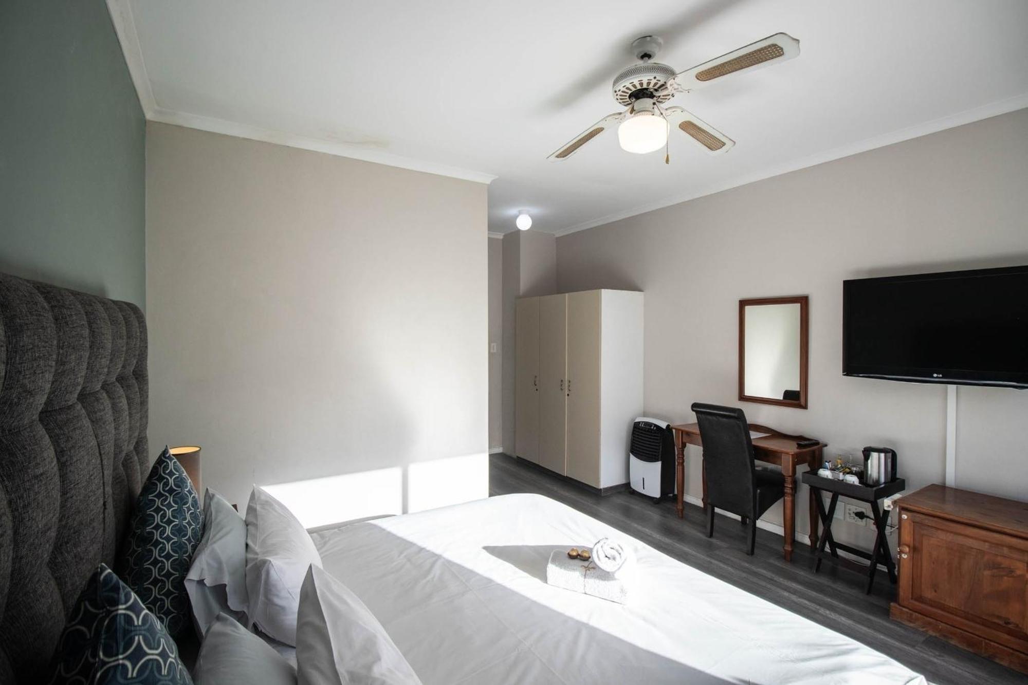 Spring Tide Inn By Ctha Cape Town Ngoại thất bức ảnh