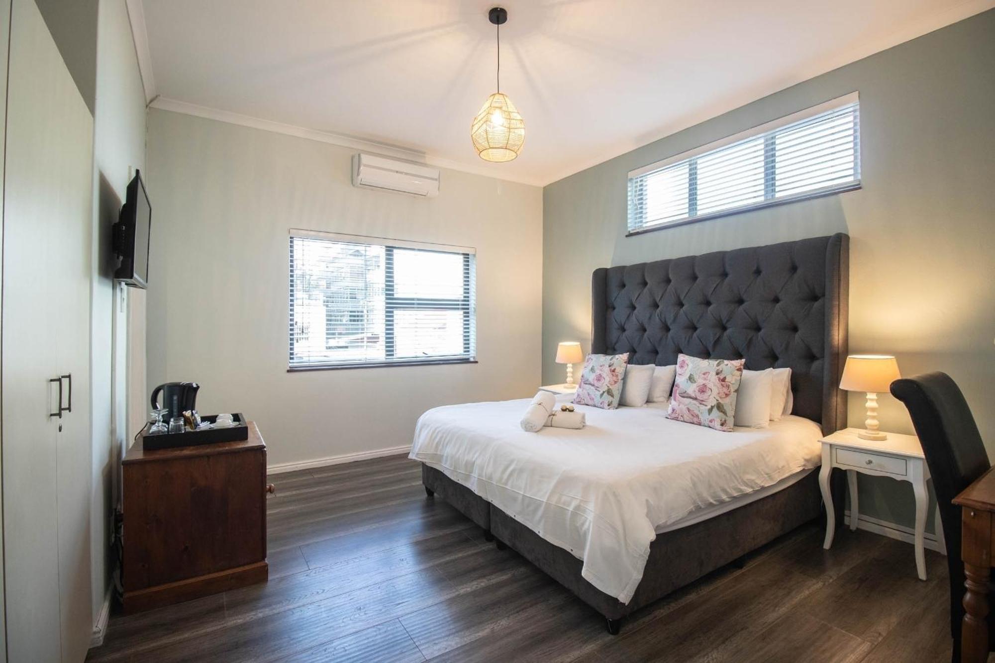 Spring Tide Inn By Ctha Cape Town Ngoại thất bức ảnh