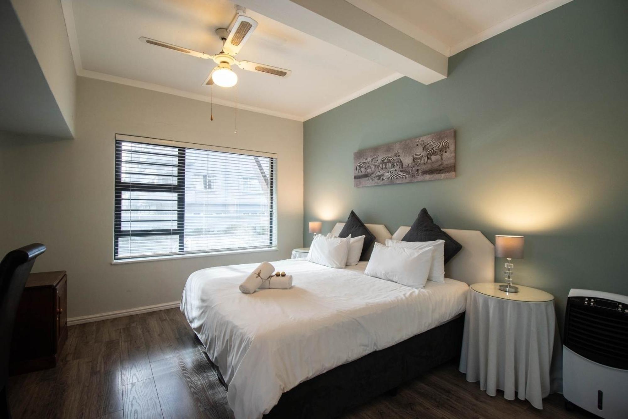 Spring Tide Inn By Ctha Cape Town Ngoại thất bức ảnh