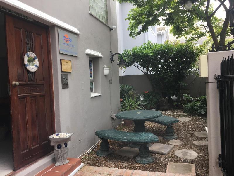 Spring Tide Inn By Ctha Cape Town Ngoại thất bức ảnh